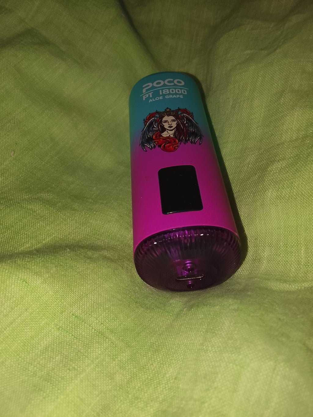 Vaper POCO PT 18000 caladas. Uva/aloe